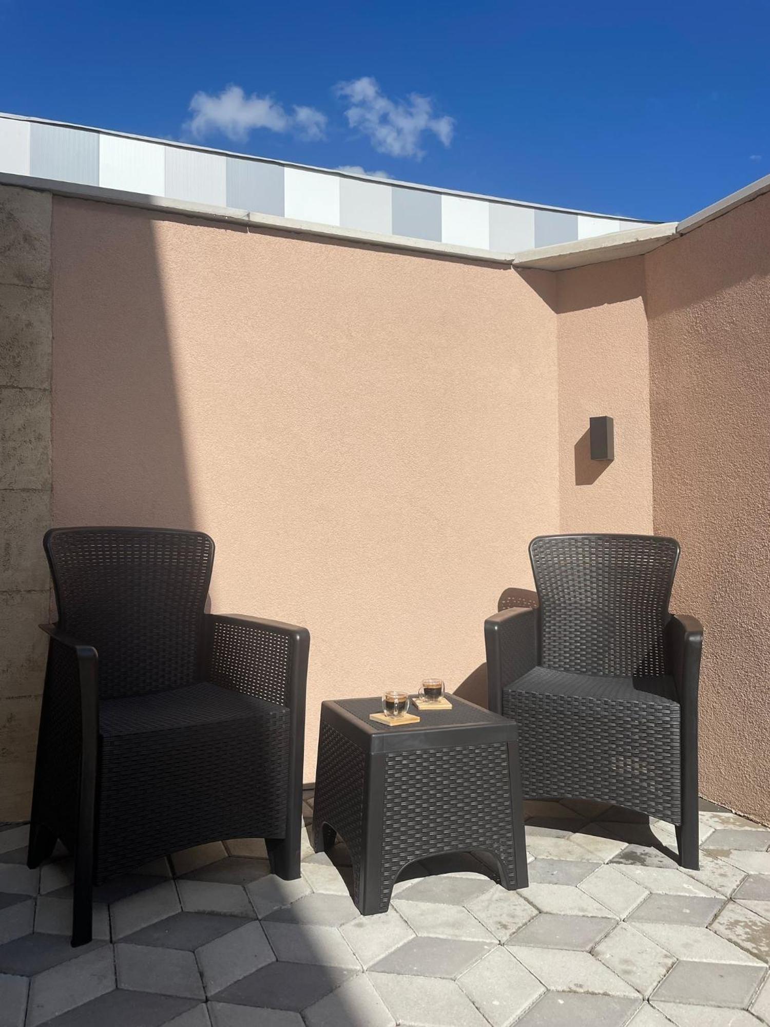 Apartman Diamond Lux Surcin Экстерьер фото